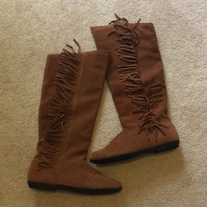 Leather brown suede fringe boots